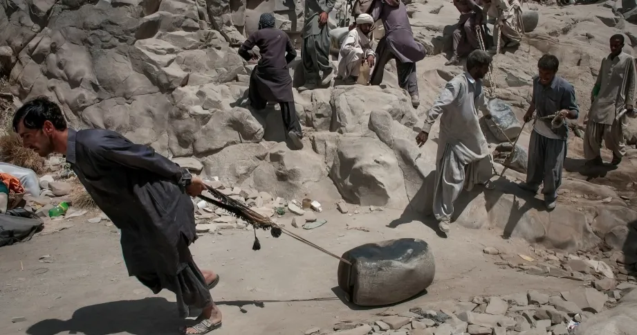 تهريب الوقود في محافظات سيستان وبلوشستان-منصات التواصل