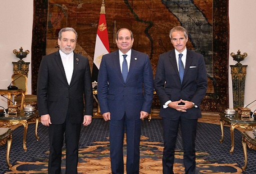السيسي يتوسط عراقجي وغروسي